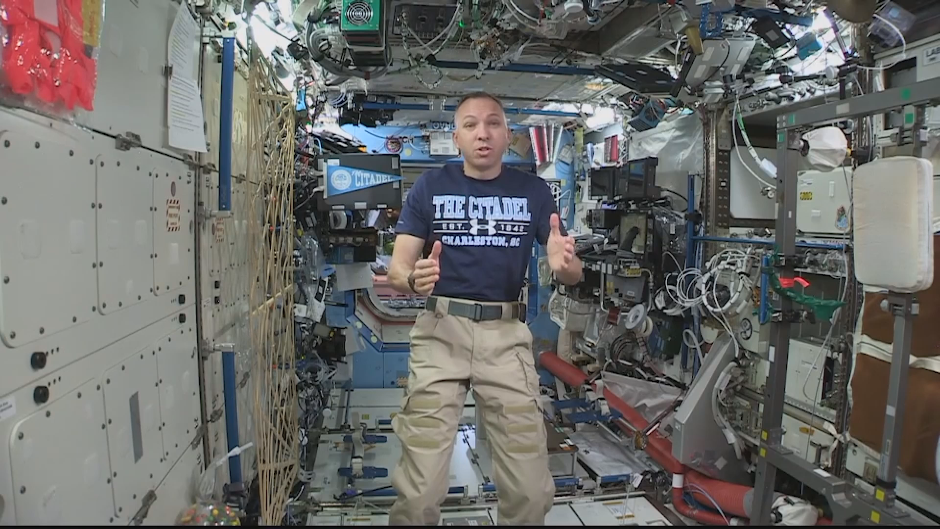 Thumbnail image for NASA Space Station Commander Talks to South Carolina Students
